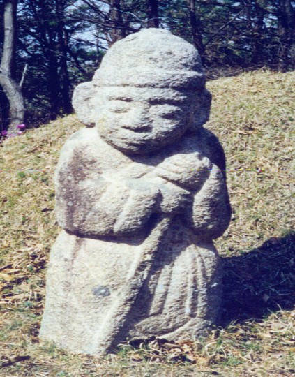 [도난] 파주 교하노씨 노공필 묘의 석조물 [문인석]이미지 1