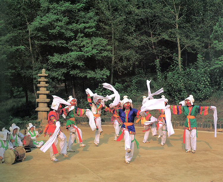 중요무형문화재 제61호 은율탈춤 찾아가는 무형문화재 공연