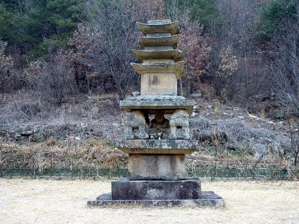Stone Pagoda in binsinsa Temple Site
